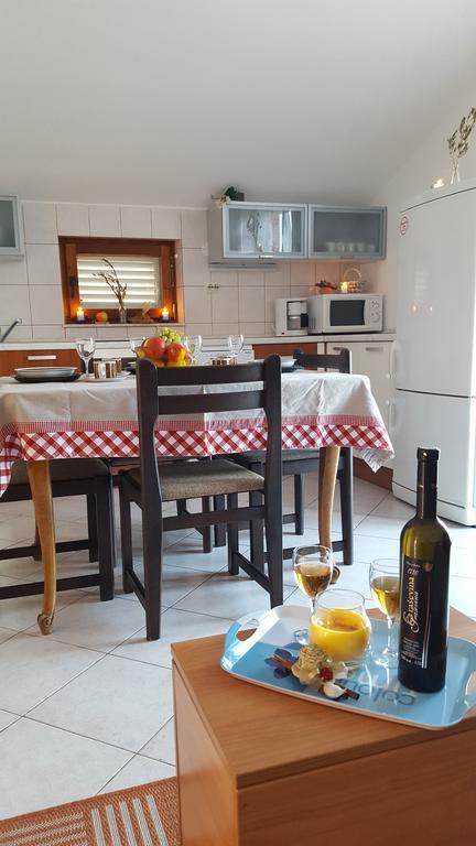 Apartment Ana Kali Luaran gambar