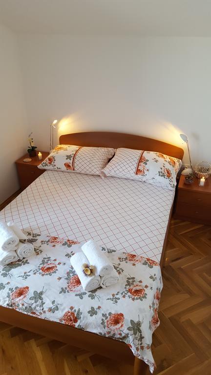 Apartment Ana Kali Luaran gambar
